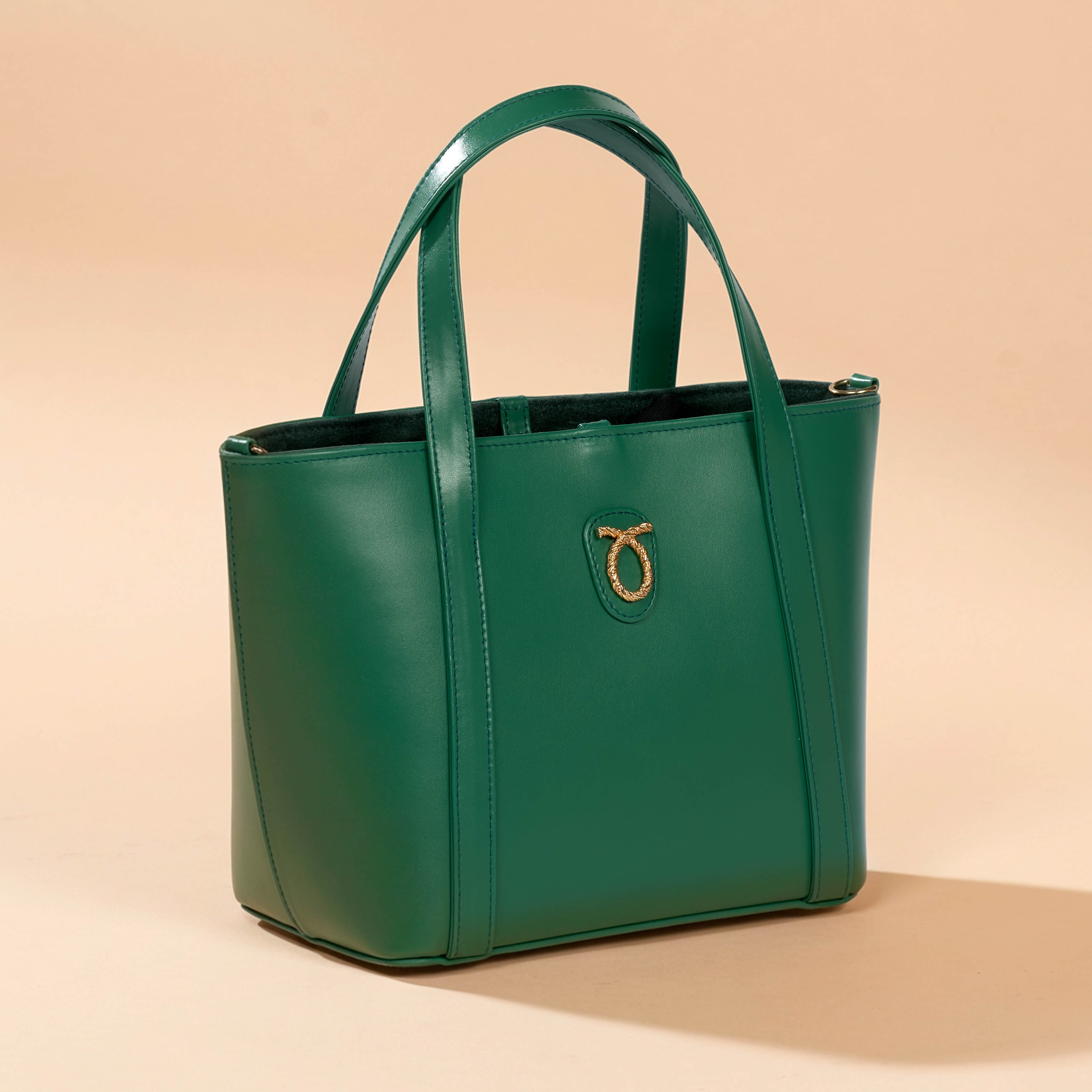 Launer | Scully & Scully
